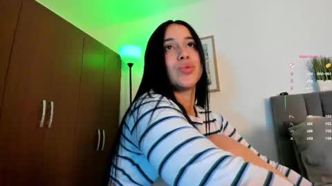 Snapshot of miss__jones_ chatting on 26, 6, 2026 miss__jones_ online show from 26, 6, 2026