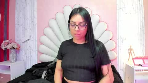 Snapshot of miss__star_ chatting on 25, 5, 2026 miss__star_ online show from 25, 5, 2026