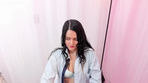 Snapshot of miss_alhy chatting on 17, 12, 2024 online show from 17, 12, 2024