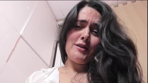 Snapshot of miss_alhy chatting on 27, 10, 2025 online show from 27, 10, 2025