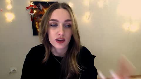 Angelina online show from 5, 12, 2025