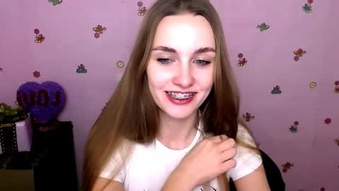 Snapshot of miss_angelina_ chatting on 7, 2, 2026 Angelina online show from 7, 2, 2026