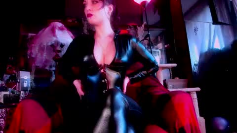 missAsmodeus online show from 10, 4, 2026