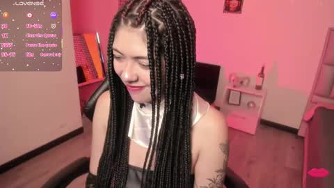 Snapshot of miss_auroraa chatting on 10, 9, 2025 Aurora online show from 10, 9, 2025