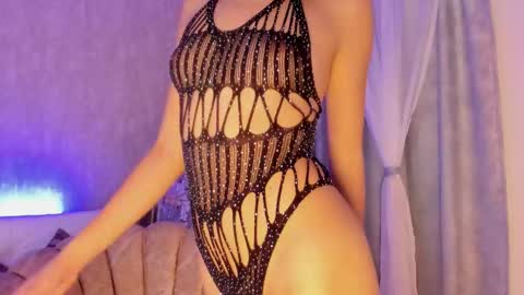 Camila online show from 11, 11, 2025