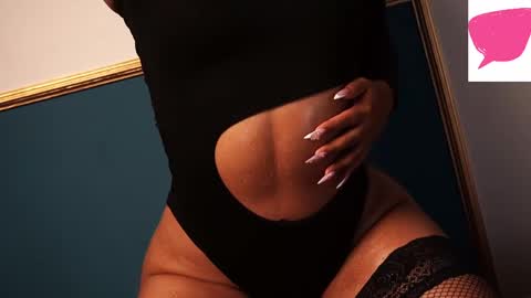 Snapshot of miss_brunette_ chatting on 19, 5, 2026 lucy 3 online show from 19, 5, 2026