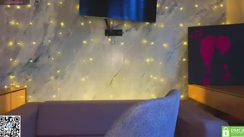 Snapshot of miss_bubbles chatting on 21, 5, 2026 Sandy online show from 21, 5, 2026