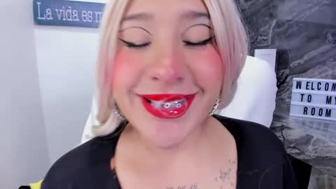 Snapshot of miss_danika chatting on 12, 1, 2026 Danika online show from 12, 1, 2026