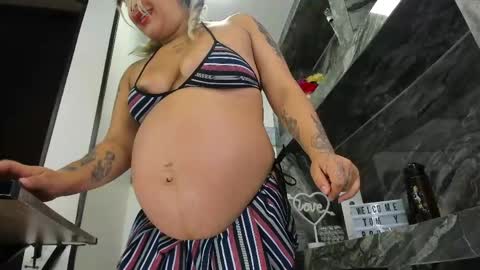 Snapshot of miss_danika chatting on 23, 4, 2026 Danika online show from 23, 4, 2026