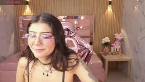 miss_devil_s online show from 21, 2, 2026