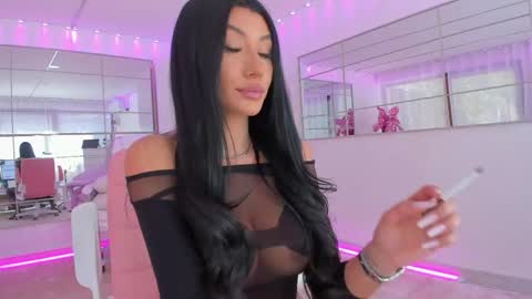 miss_diamond__ online show from 23, 4, 2026