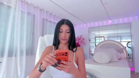 Snapshot of miss_diamond__ chatting on 7, 7, 2026 miss_diamond__ online show from 7, 7, 2026
