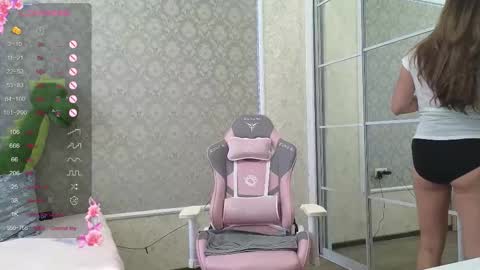 miss_divora online show from 12, 10, 2025