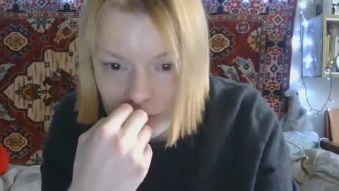 Snapshot of miss_elistia_ chatting on 6, 5, 2026 Elis online show from 6, 5, 2026