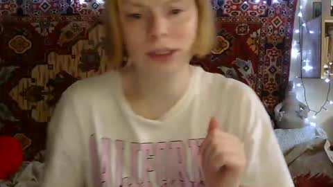 Snapshot of miss_elistia_ chatting on 25, 5, 2026 Elis online show from 25, 5, 2026