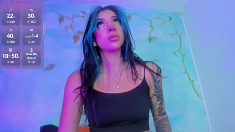 miss_evans_ online show from 14, 10, 2025