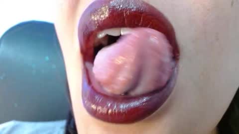 Snapshot of miss_evoleth2 chatting on 19, 1, 2026 Miss Evoleth online show from 19, 1, 2026