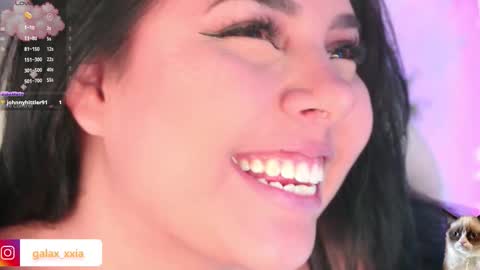 Snapshot of miss_galaxxia chatting on 18, 12, 2025 Elisabeth IG galax xxia online show from 18, 12, 2025