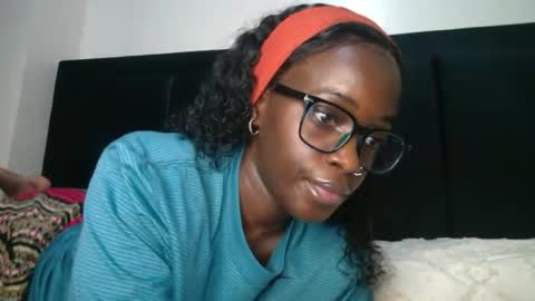 Snapshot of miss_jamilla255 chatting on 24, 6, 2026 SensuElle WHAT I DONT SHOW HERE... YOULL ONLY SEE IN PRIVATE online show from 24, 6, 2026