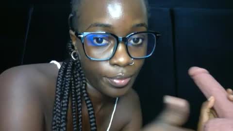 Snapshot of miss_jamilla255 chatting on 6, 7, 2026 SensuElle WHAT I DONT SHOW HERE... YOULL ONLY SEE IN PRIVATE online show from 6, 7, 2026