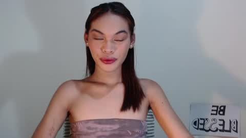 Snapshot of miss_jhes chatting on 12, 7, 2026 Jhes online show from 12, 7, 2026