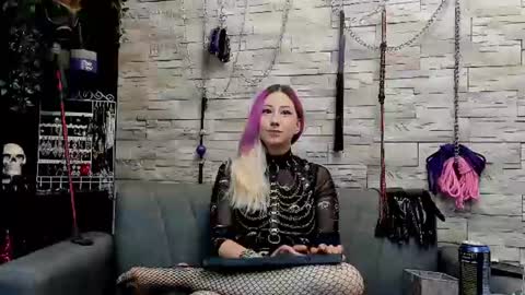 Snapshot of miss_kaz chatting on 22, 7, 2026 Kaz online show from 22, 7, 2026
