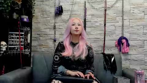 Snapshot of miss_kaz chatting on 10, 8, 2026 Kaz online show from 10, 8, 2026