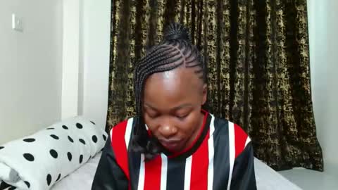 Snapshot of miss_kiarrafit chatting on 17, 4, 2026 Miss Kiarrafit online show from 17, 4, 2026