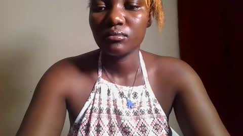 Snapshot of miss_kookie chatting on 28, 10, 2025 miss_kookie online show from 28, 10, 2025