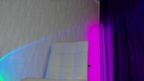 Snapshot of miss_kreez chatting on 26, 11, 2025 Sonya online show from 26, 11, 2025