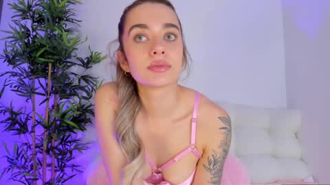 Alana online show from 24, 10, 2025