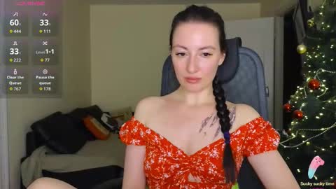 Snapshot of miss_leee chatting on 4, 12, 2025 Laura online show from 4, 12, 2025