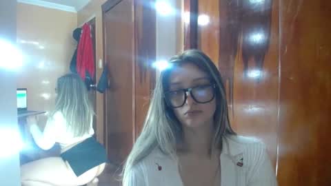 Snapshot of miss_lilieth chatting on 5, 11, 2025 lilieth online show from 5, 11, 2025