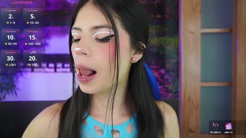 miss_lucyla online show from 30, 1, 2025