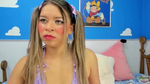 miss_lucyla online show from 13, 9, 2025