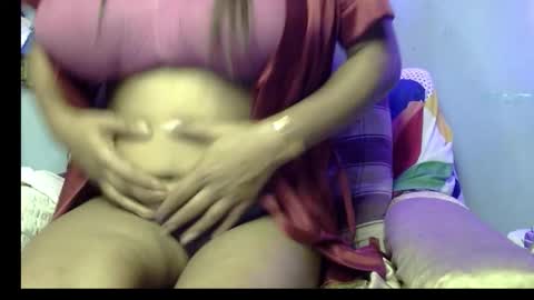 Snapshot of miss_mahi69 chatting on 27, 11, 2025 Mahi online show from 27, 11, 2025