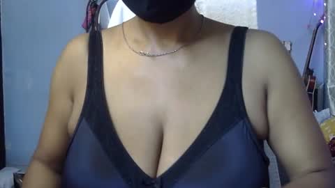 Snapshot of miss_mahi69 chatting on 15, 7, 2026 Mahi online show from 15, 7, 2026