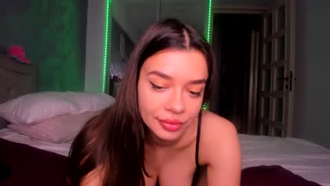 Snapshot of miss_medyson chatting on 8, 3, 2025 miss_medyson online show from 8, 3, 2025