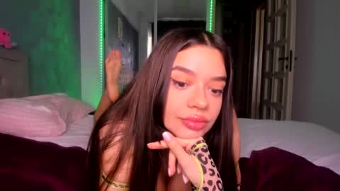 Snapshot of miss_medyson chatting on 12, 3, 2025 miss_medyson online show from 12, 3, 2025
