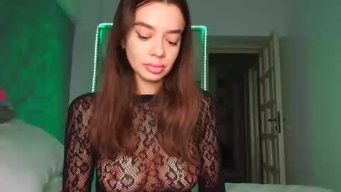 Snapshot of miss_medyson chatting on 19, 9, 2025 miss_medyson online show from 19, 9, 2025
