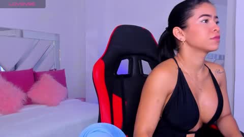   online show from 11, 2, 2025