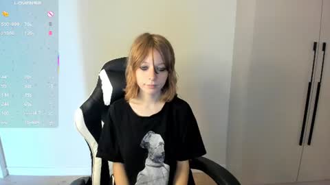 Molly online show from 8, 8, 2026