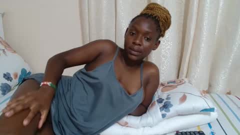 Snapshot of miss_monroee chatting on 15, 4, 2026 monroe online show from 15, 4, 2026