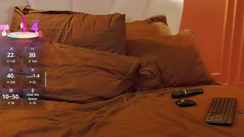 Olivia online show from 6, 11, 2025