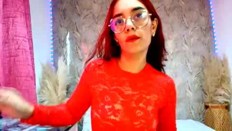 Snapshot of miss_rouss22_ chatting on 21, 5, 2026 victoria online show from 21, 5, 2026
