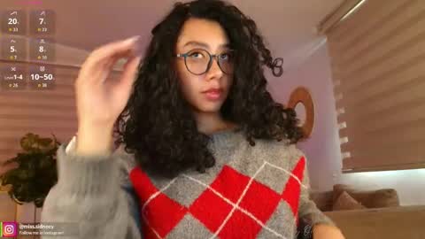 Snapshot of miss_sidney chatting on 1, 6, 2026 Amy Olivera online show from 1, 6, 2026