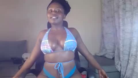 Snapshot of miss_staceyy chatting on 4, 1, 2025 Stacey online show from 4, 1, 2025