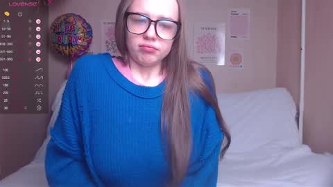 Bella online show from 11, 12, 2024