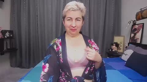 Snapshot of miss_tasha_kom chatting on 4, 12, 2024 miss_tasha_kom online show from 4, 12, 2024