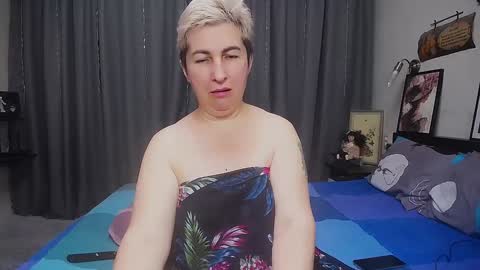 Snapshot of miss_tasha_kom chatting on 4, 12, 2024 miss_tasha_kom online show from 4, 12, 2024